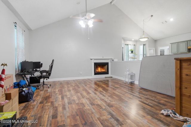 6043 Holly Drive, Bay Saint Louis, MS 39520
