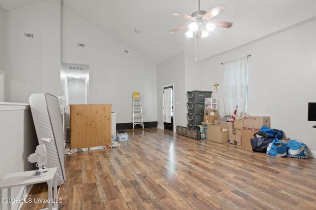 6043 Holly Drive, Bay Saint Louis, MS 39520