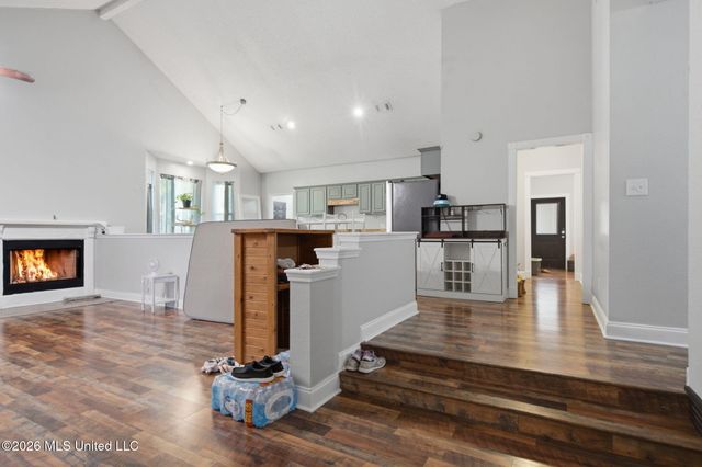 6043 Holly Drive, Bay Saint Louis, MS 39520