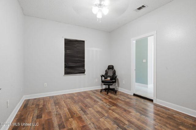 6043 Holly Drive, Bay Saint Louis, MS 39520