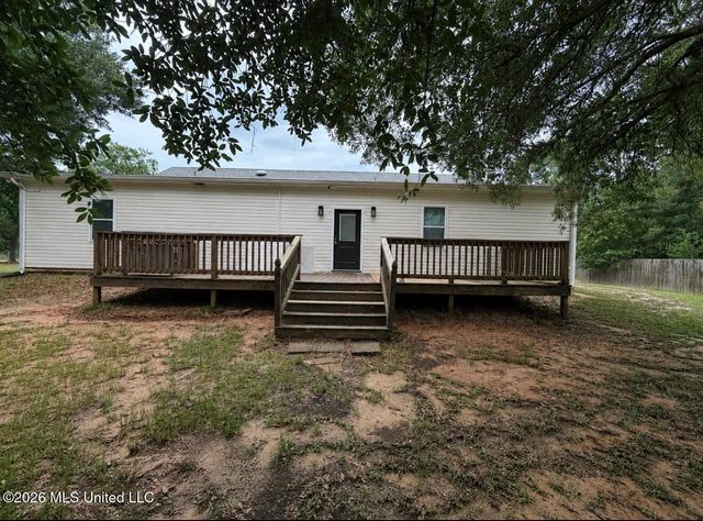 6043 Holly Drive, Bay Saint Louis, MS 39520