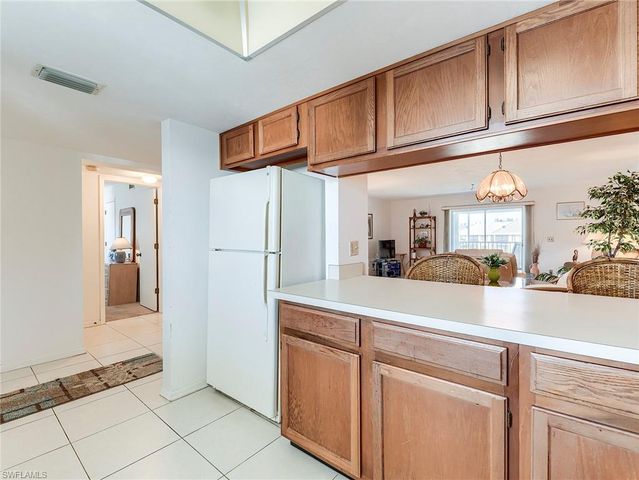 4581 Bay Beach LN 482, Fort Myers Beach, FL 33931