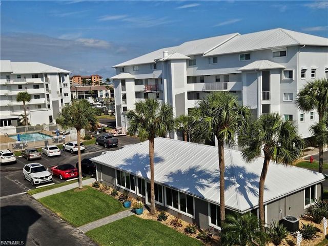 4581 Bay Beach LN 482, Fort Myers Beach, FL 33931