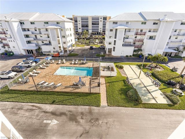 4581 Bay Beach LN 482, Fort Myers Beach, FL 33931