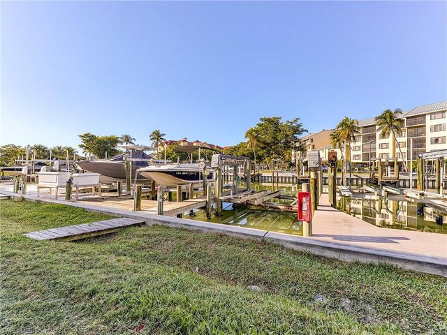 4581 Bay Beach LN 482, Fort Myers Beach, FL 33931