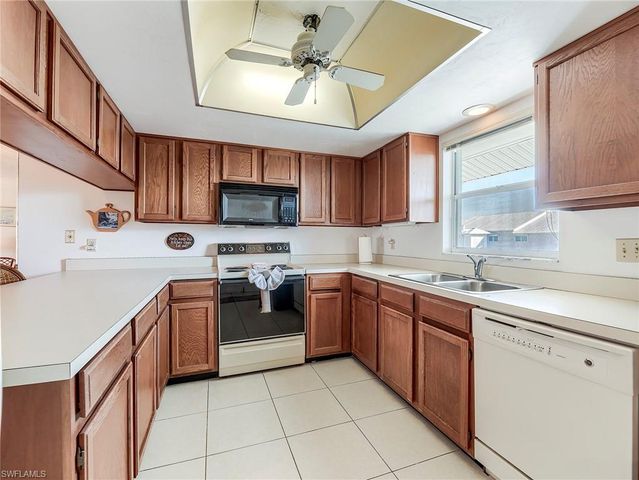 4581 Bay Beach LN 482, Fort Myers Beach, FL 33931