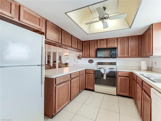 4581 Bay Beach LN 482, Fort Myers Beach, FL 33931