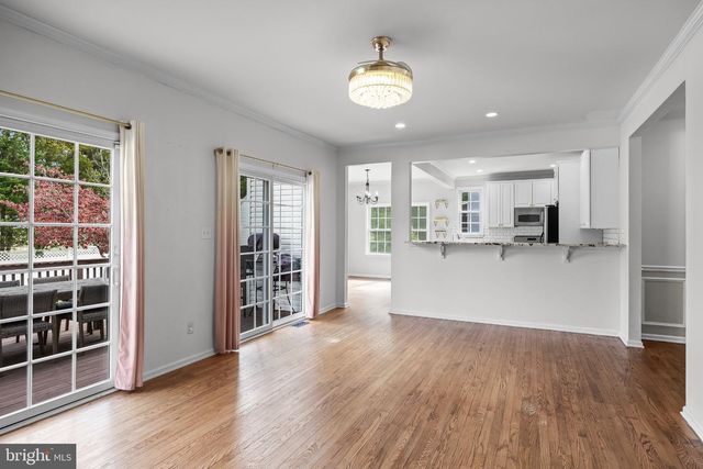 111 S MAIN ST, Medford, NJ 08055
