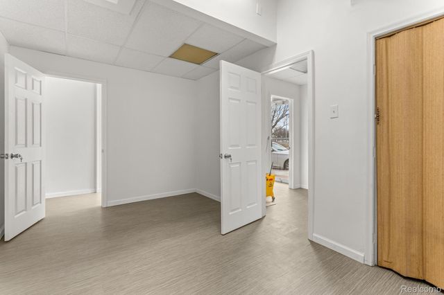 15324 Michigan Avenue, Dearborn, MI 48126