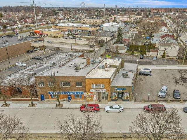 15324 Michigan Avenue, Dearborn, MI 48126