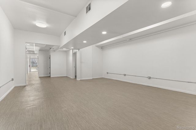 15324 Michigan Avenue, Dearborn, MI 48126