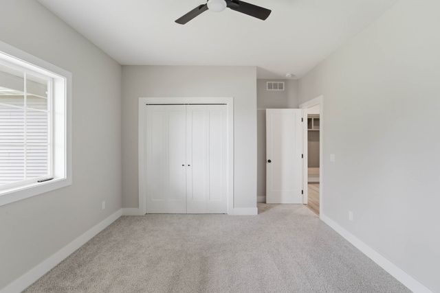 1417 Pioneer Road, Des Moines, IA 50320