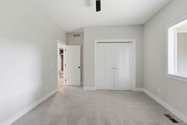 1417 Pioneer Road, Des Moines, IA 50320