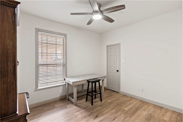 2800 Brandywine Circle, Bryan, TX 77807