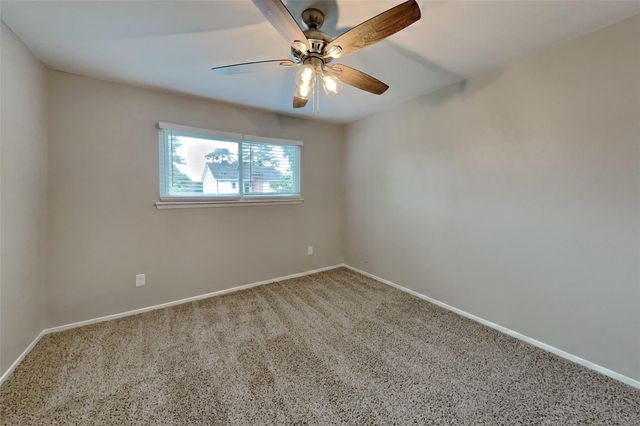 10015 Rippling Fields Drive, Houston, TX 77064