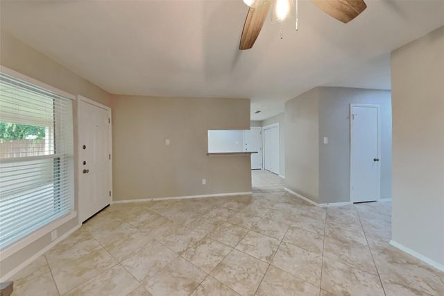 10015 Rippling Fields Drive, Houston, TX 77064