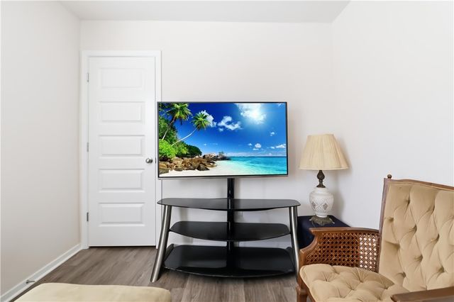 6504-6506 NW Vandergriff Street, Bentonville, AR 72713