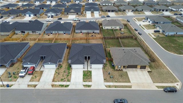 6504-6506 NW Vandergriff Street, Bentonville, AR 72713