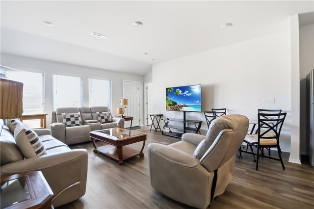 6504-6506 NW Vandergriff Street, Bentonville, AR 72713