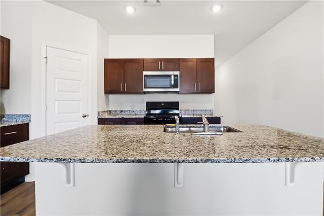 6504-6506 NW Vandergriff Street, Bentonville, AR 72713