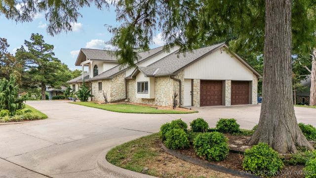2505 Glynnwood Drive, Bartlesville, OK 74006