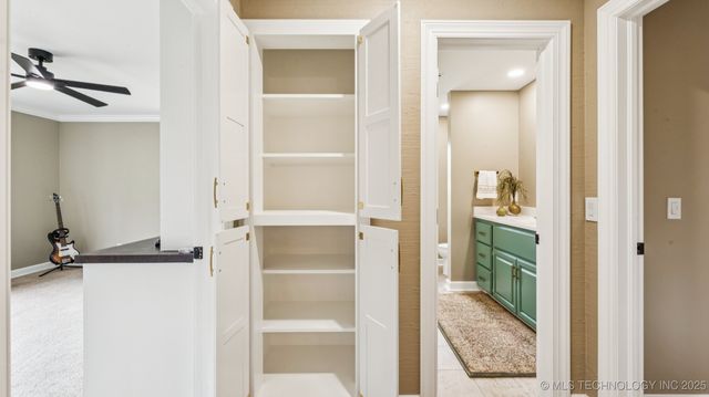 2505 Glynnwood Drive, Bartlesville, OK 74006