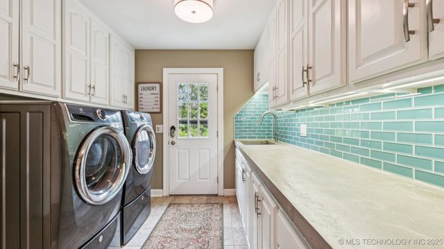 2505 Glynnwood Drive, Bartlesville, OK 74006