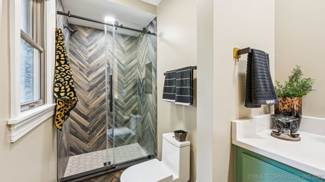 2505 Glynnwood Drive, Bartlesville, OK 74006