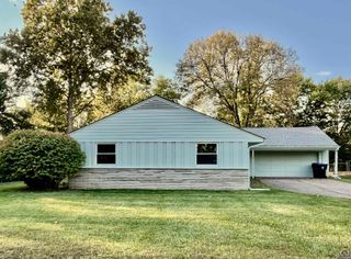 1627 SW Brooklyn AVE, Topeka, KS 66611