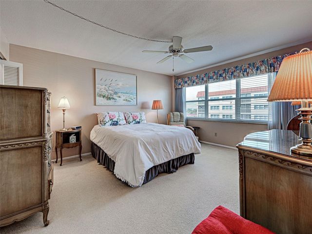 232 SAINT AUGUSTINE AVENUE 804, Venice, FL 34285