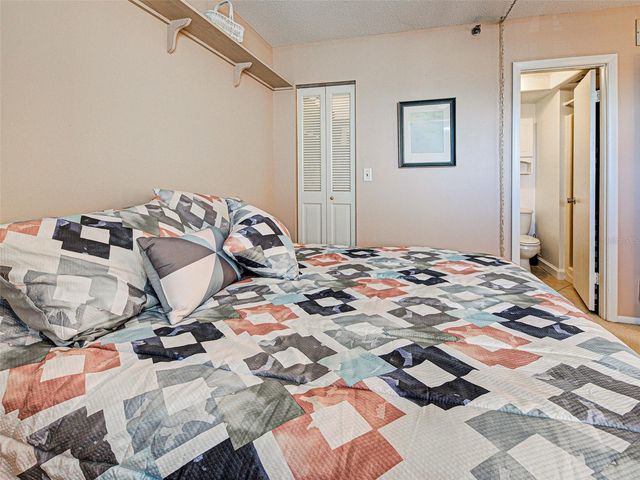 232 SAINT AUGUSTINE AVENUE 804, Venice, FL 34285