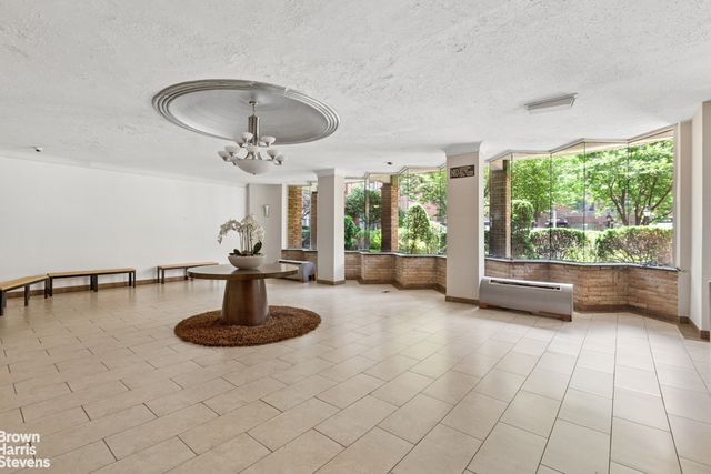 9411 59th Ave Apt D9, New York City, NY 11373