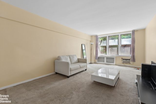 9411 59th Ave Apt D9, New York City, NY 11373