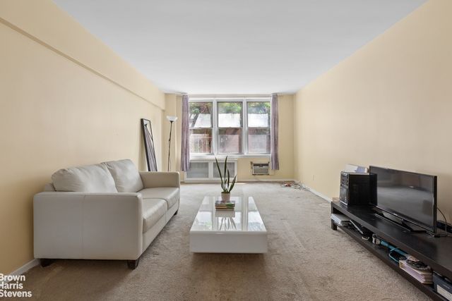 9411 59th Ave Apt D9, New York City, NY 11373