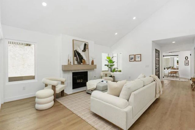 12117 Putting Green Row, San Diego, CA 92128
