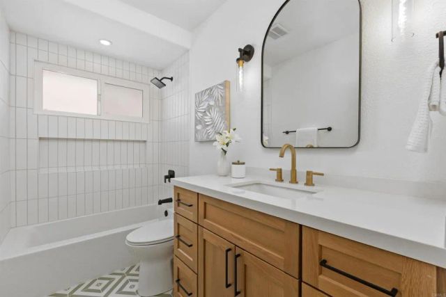 12117 Putting Green Row, San Diego, CA 92128