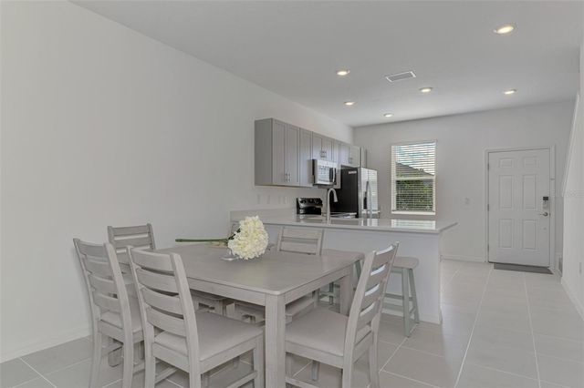 8793 DAYBREAK STREET, Sarasota, FL 34241