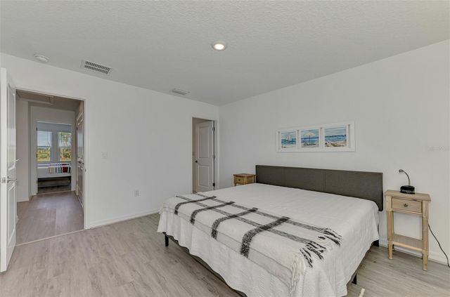 8793 DAYBREAK STREET, Sarasota, FL 34241