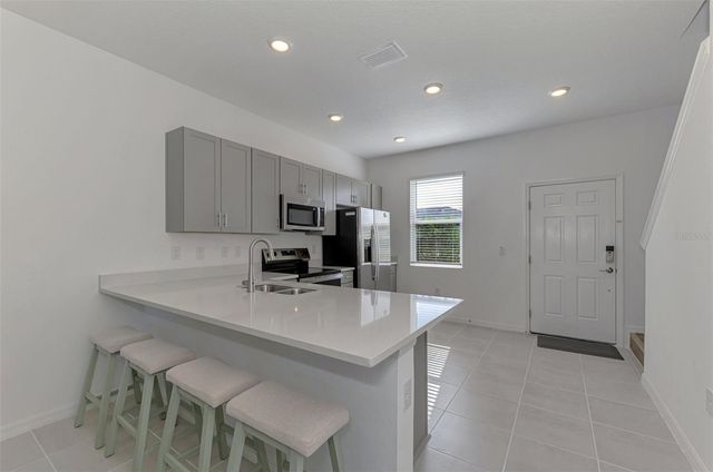 8793 DAYBREAK STREET, Sarasota, FL 34241