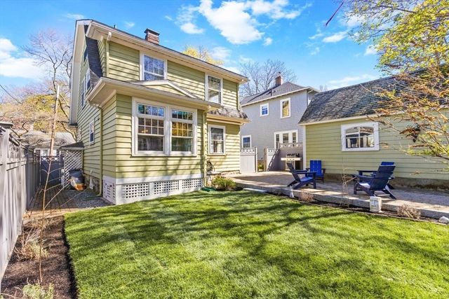 7 Inverness Road, Arlington, MA 02476