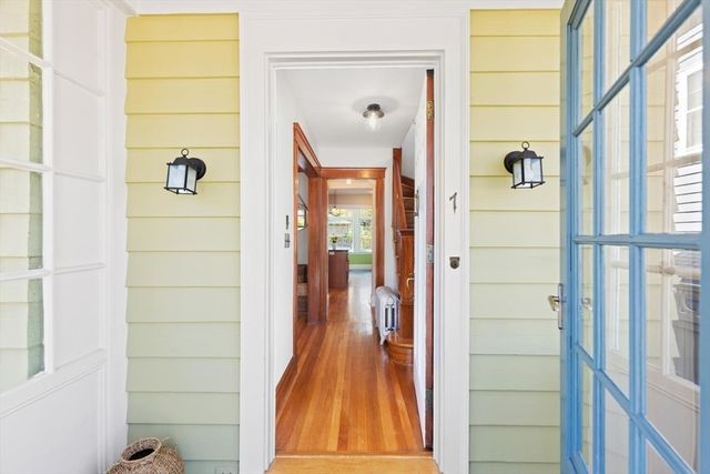 7 Inverness Road, Arlington, MA 02476