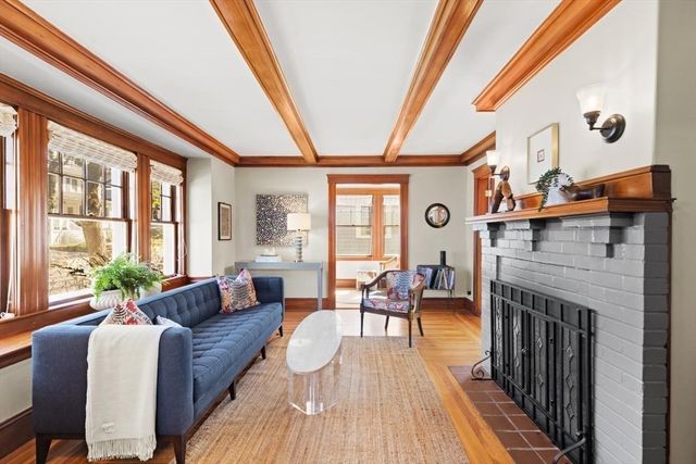 7 Inverness Road, Arlington, MA 02476