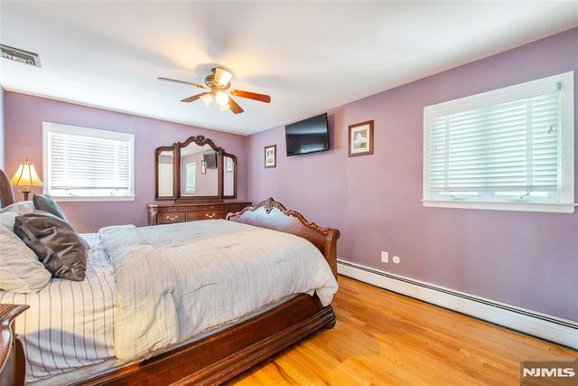 19 Falcon Place, Wayne, NJ 07470