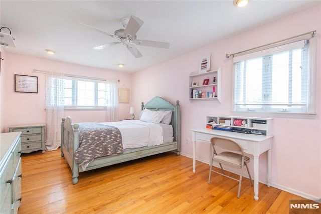 19 Falcon Place, Wayne, NJ 07470