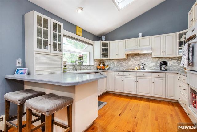 19 Falcon Place, Wayne, NJ 07470