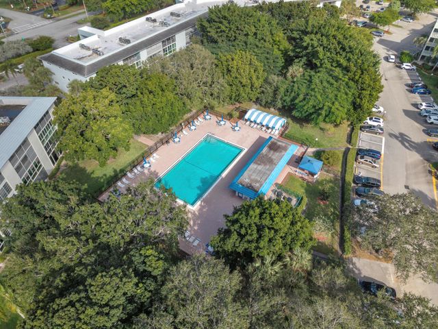 3003 Portofino Isle K1, Coconut Creek, FL 33066