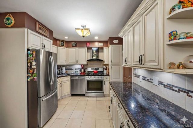 3039 69th Street, Woodside, NY 11377
