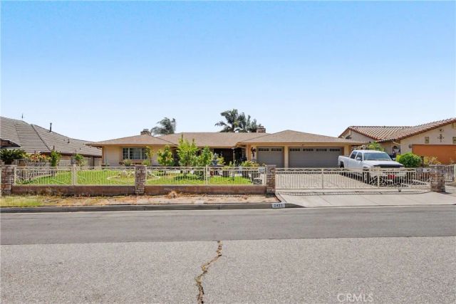 2421 Willow, San Bernardino, CA 92404