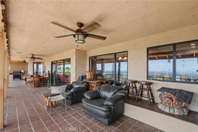 2421 Willow, San Bernardino, CA 92404