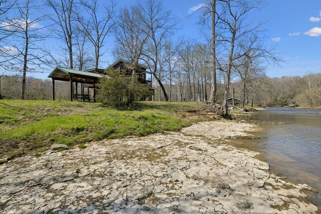 506 Tablerock Rd, Hohenwald, TN 38462